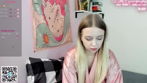 Snapshot of alice_halle chatting on December 14, 2025, 11:04 am alice_halle online show from December 14, 2025, 11:04 am