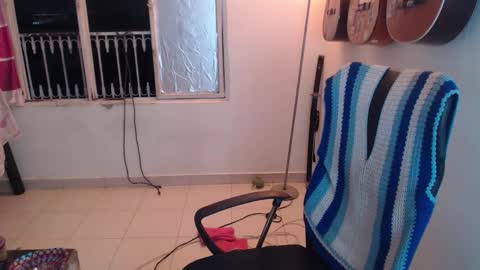 Snapshot of alice_psilocybe_sabina420 chatting on October 14, 2025, 3:29 am Alicia Aldara online show from October 14, 2025, 3:29 am