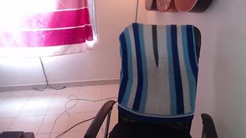 Snapshot of alice_psilocybe_sabina420 chatting on December 1, 2025, 11:15 am Alicia Aldara online show from December 1, 2025, 11:15 am