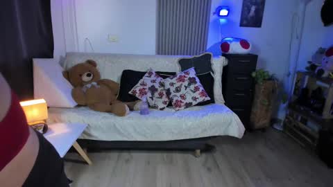 Alice online show from February 22, 2025, 6:30 pm