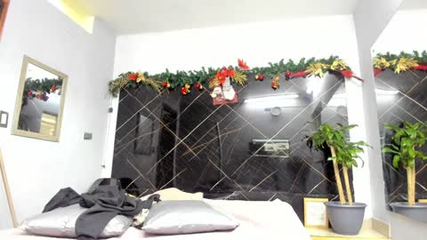 Alice thompsonx online show from December 5, 2024, 11:38 am