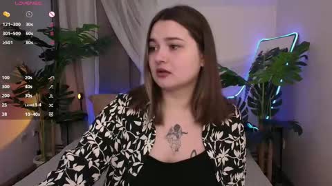 Snapshot of alice_walters chatting on September 19, 2025, 3:13 pm Alice online show from September 19, 2025, 3:13 pm