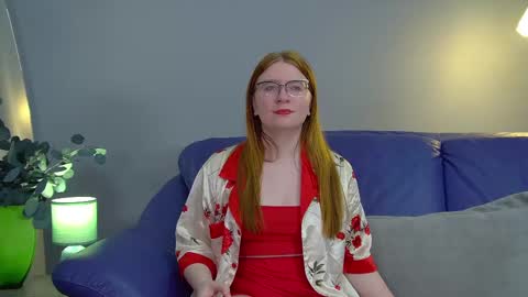 Snapshot of aliceallisons chatting on September 25, 2025, 6:44 pm Alice online show from September 25, 2025, 6:44 pm