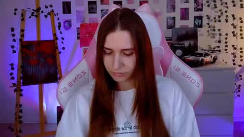 alicecharmy online show from February 28, 2025, 6:31 pm