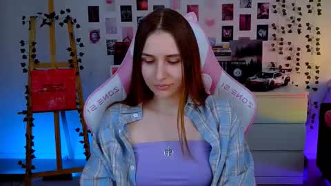 alicecharmy online show from October 8, 2025, 6:55 am