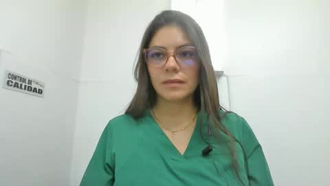 alicee16 online show from January 3, 2025, 10:19 pm