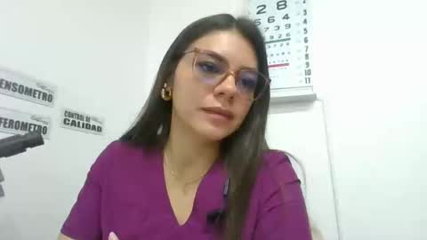 alicee16 online show from January 4, 2025, 4:43 pm