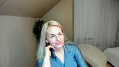 Snapshot of alicee__grace chatting on January 8, 2025, 6:52 pm Alicee online show from January 8, 2025, 6:52 pm