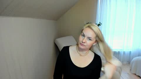 Snapshot of alicee__grace chatting on January 15, 2025, 7:26 am Alicee online show from January 15, 2025, 7:26 am
