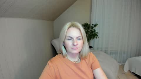 Snapshot of alicee__grace chatting on January 16, 2025, 3:13 pm Alicee online show from January 16, 2025, 3:13 pm