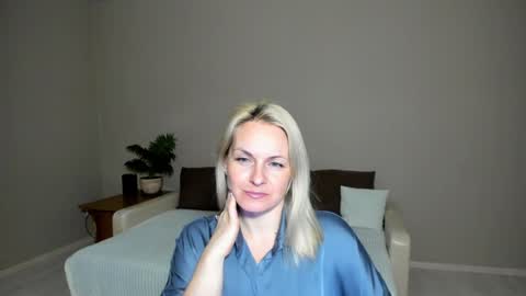 Snapshot of alicee__grace chatting on January 31, 2025, 7:40 pm Alicee online show from January 31, 2025, 7:40 pm
