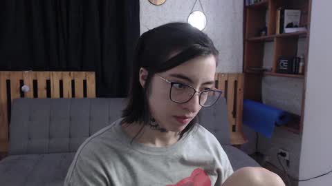 alicee_logan_ online show from February 6, 2025, 1:49 am