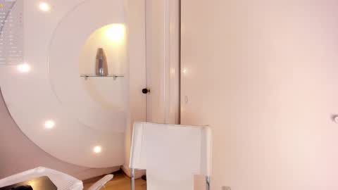 Alice  online show from December 27, 2024, 4:15 am