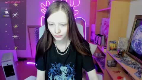 Alie online show from November 23, 2025, 3:06 am