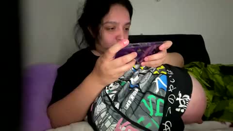 Snapshot of aliceinboobieland chatting on December 25, 2024, 10:17 am Aliceinboobieland online show from December 25, 2024, 10:17 am