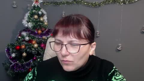 Snapshot of aliceinks chatting on December 14, 2025, 7:03 am AliceInks online show from December 14, 2025, 7:03 am
