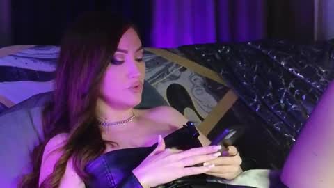 Snapshot of alicejameson chatting on September 12, 2025, 8:53 pm alicejameson online show from September 12, 2025, 8:53 pm
