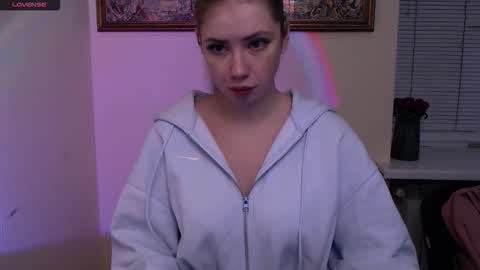 Alice online show from November 5, 2025, 8:03 am