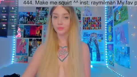 Snapshot of alicemilman chatting on December 27, 2024, 2:43 pm Alice online show from December 27, 2024, 2:43 pm