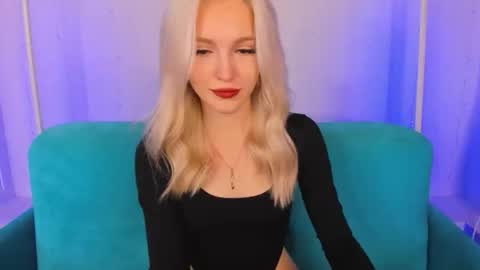 alicemonro online show from October 28, 2025, 8:18 am