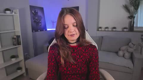 Alice online show from September 18, 2025, 2:13 am