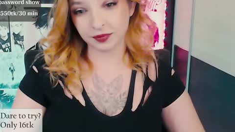 Snapshot of aliceriddle1 chatting on December 4, 2025, 10:07 pm aliceriddle1 online show from December 4, 2025, 10:07 pm