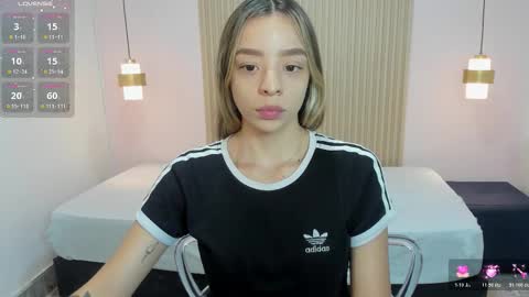 Snapshot of aliceross1 chatting on December 14, 2025, 12:32 pm AliceRoss online show from December 14, 2025, 12:32 pm