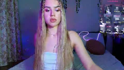 Snapshot of alicetenshi chatting on October 18, 2025, 8:53 pm Sweet Alice online show from October 18, 2025, 8:53 pm