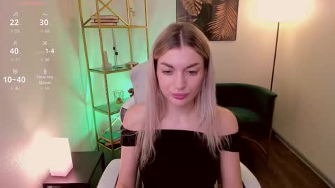 Snapshot of alicewooong chatting on October 4, 2025, 3:21 pm Alice online show from October 4, 2025, 3:21 pm