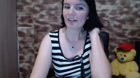 Snapshot of alicexbaby chatting on October 18, 2025, 12:17 pm Alicexbaby online show from October 18, 2025, 12:17 pm
