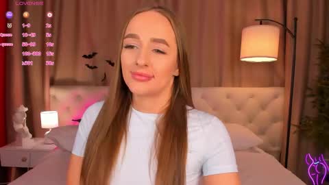 Mia online show from November 5, 2025, 2:11 am