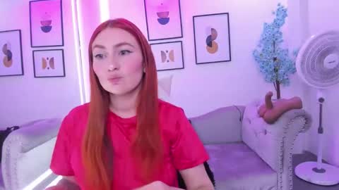 Snapshot of alicia_leclair chatting on November 26, 2025, 3:40 am alicia online show from November 26, 2025, 3:40 am