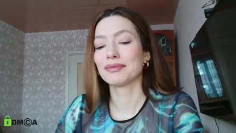 Alicia online show from February 20, 2025, 4:28 am