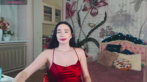 Snapshot of aliciabow chatting on December 28, 2024, 5:35 pm Veronica online show from December 28, 2024, 5:35 pm