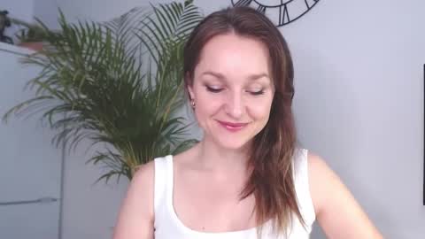 Alicia online show from February 3, 2025, 8:02 am