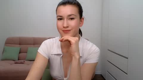 Snapshot of alicianoveli chatting on January 13, 2025, 2:53 pm alicianoveli online show from January 13, 2025, 2:53 pm