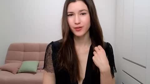 Snapshot of alicianoveli chatting on February 18, 2025, 4:37 am alicianoveli online show from February 18, 2025, 4:37 am