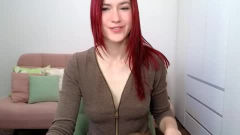 Snapshot of alicianoveli chatting on October 8, 2025, 8:01 am alicianoveli online show from October 8, 2025, 8:01 am