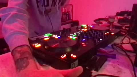 busco rockera online show from January 31, 2025, 7:08 pm