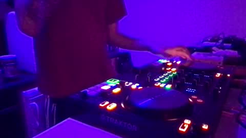 busco rockera online show from February 7, 2025, 8:42 pm