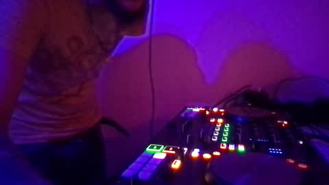 busco rockera online show from February 26, 2025, 6:43 pm