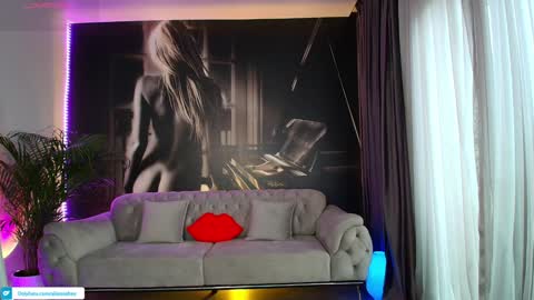 Aliessia online show from December 3, 2024, 11:01 am