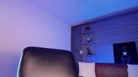 Alice online show from December 13, 2025, 8:14 pm