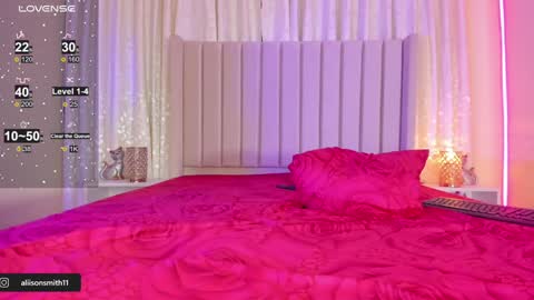 Snapshot of aliison_smith chatting on February 8, 2025, 7:15 am Alisson online show from February 8, 2025, 7:15 am