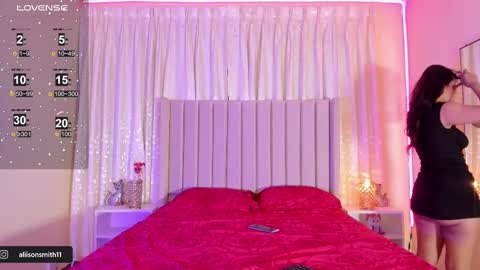 Snapshot of aliison_smith chatting on February 17, 2025, 2:53 am Alisson online show from February 17, 2025, 2:53 am