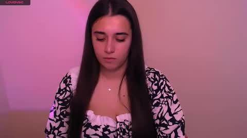 Alina online show from November 4, 2025, 8:46 am