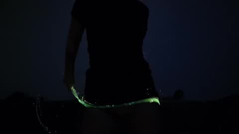 Alina and Ben online show from December 16, 2025, 9:42 pm