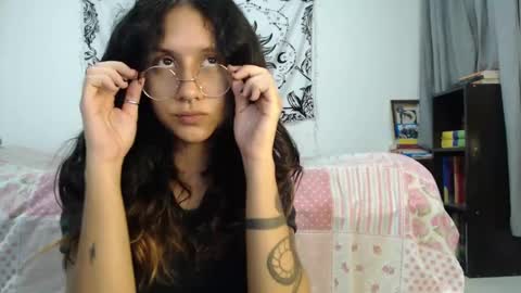 Snapshot of alinawoolf_ chatting on January 31, 2025, 3:41 am  Ali  online show from January 31, 2025, 3:41 am