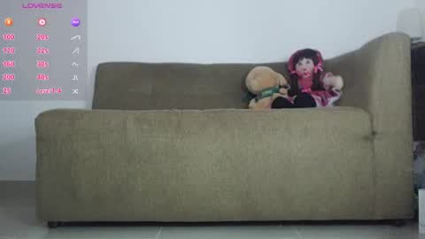 Snapshot of alisa__cain chatting on September 24, 2025, 6:06 am Alejandra online show from September 24, 2025, 6:06 am