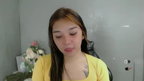 Snapshot of alisa_kiss_ chatting on February 5, 2025, 1:22 pm Shanti xhey online show from February 5, 2025, 1:22 pm